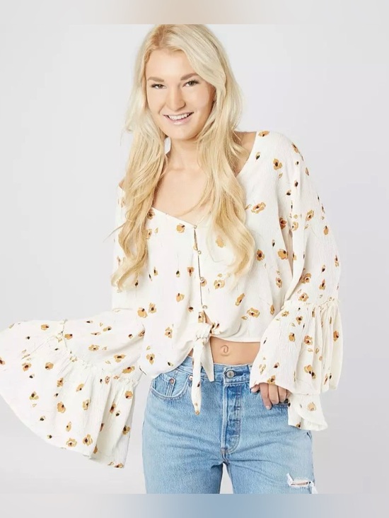 Billabong Tops - Billabong Floral Tie-Front Boho Bell Sleeve Top